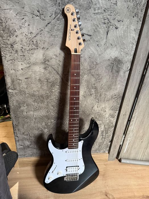 Yamaha pacifica leworęczna