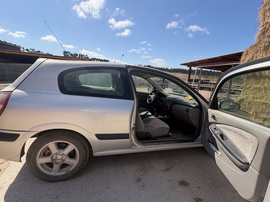 Nissan Almera VAN