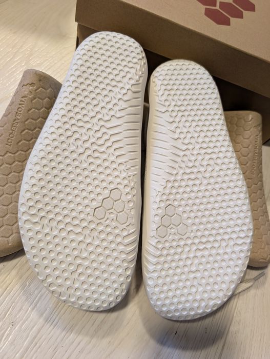 Vivobarefoot gobi II 41 шкіряні