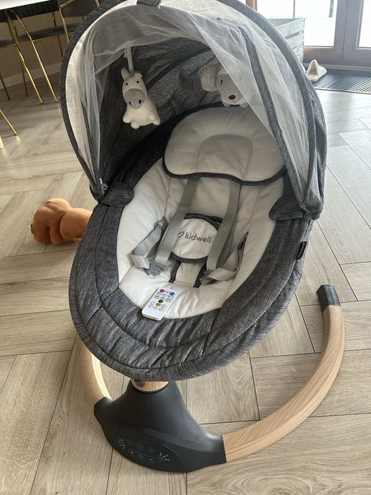 Leżaczek bujaczek elektryczny