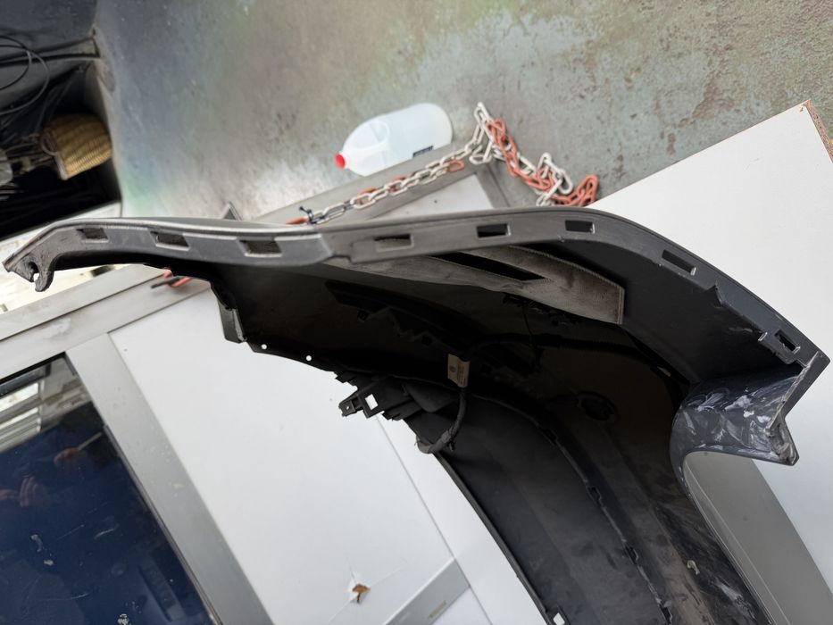 Parachoques traseiro VW golf 7 / completo