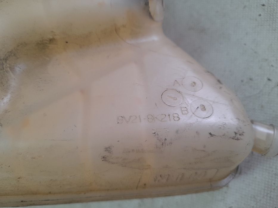 Reservatório / depósito da água / líquido de refrigeração FORD Fiesta