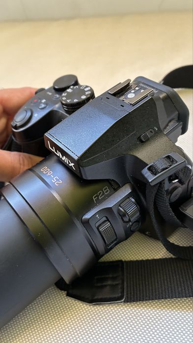 Panasonic Lumix DMC-FZ300