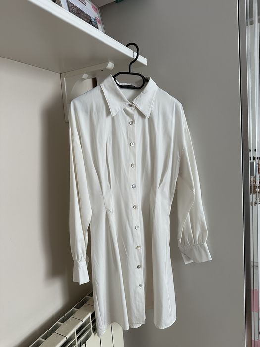 Taliowana koszulowa sukienka