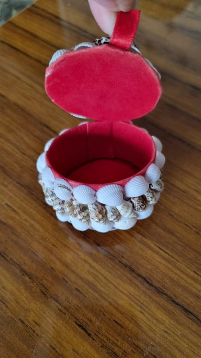 Szkatułka z muszelek