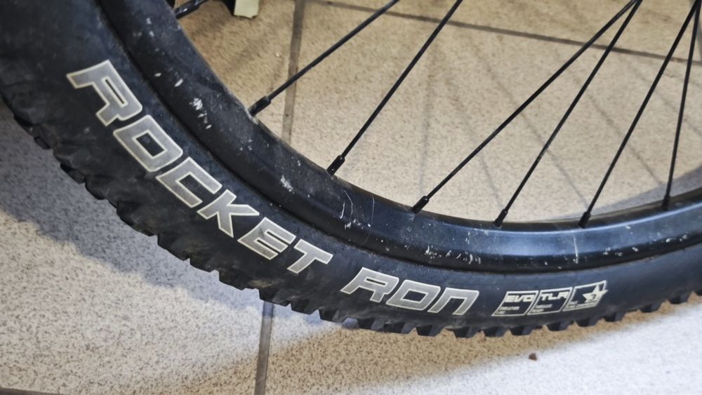 Koło tył 29" DT Swiss 240s WTB KOM i29 TCS 12x142 HG + Rocket Ron