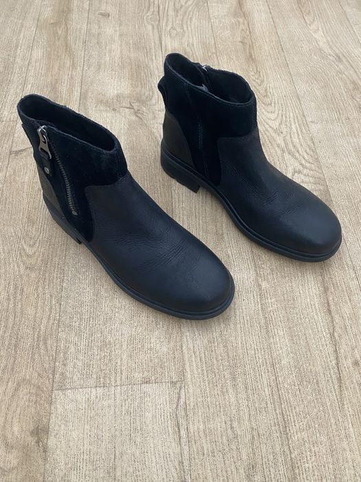 Шкіряні черевики челсі від UGG