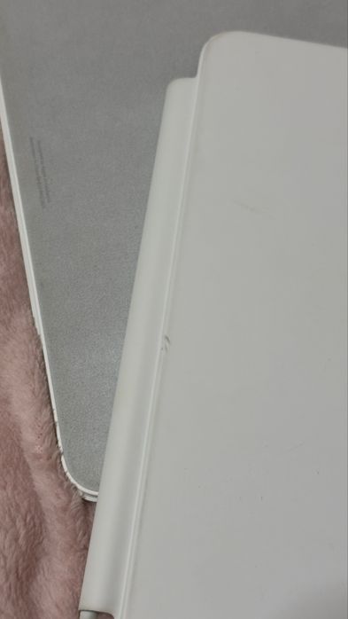 Apple Magic Keyboard Folio para iPad 10ª geração — Original