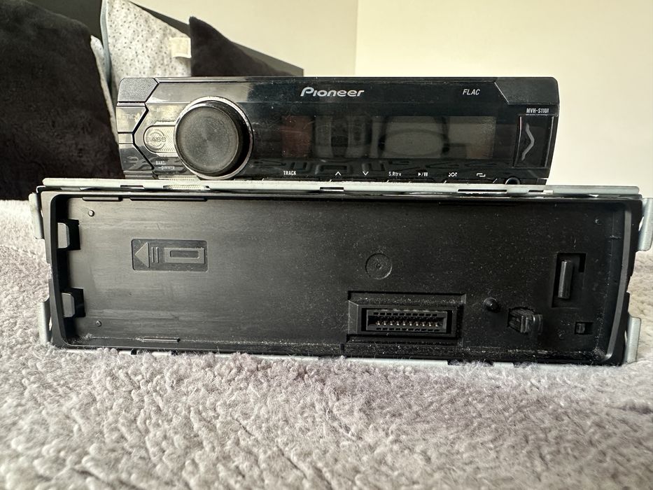 Radio Pioneer MVH-S11UI