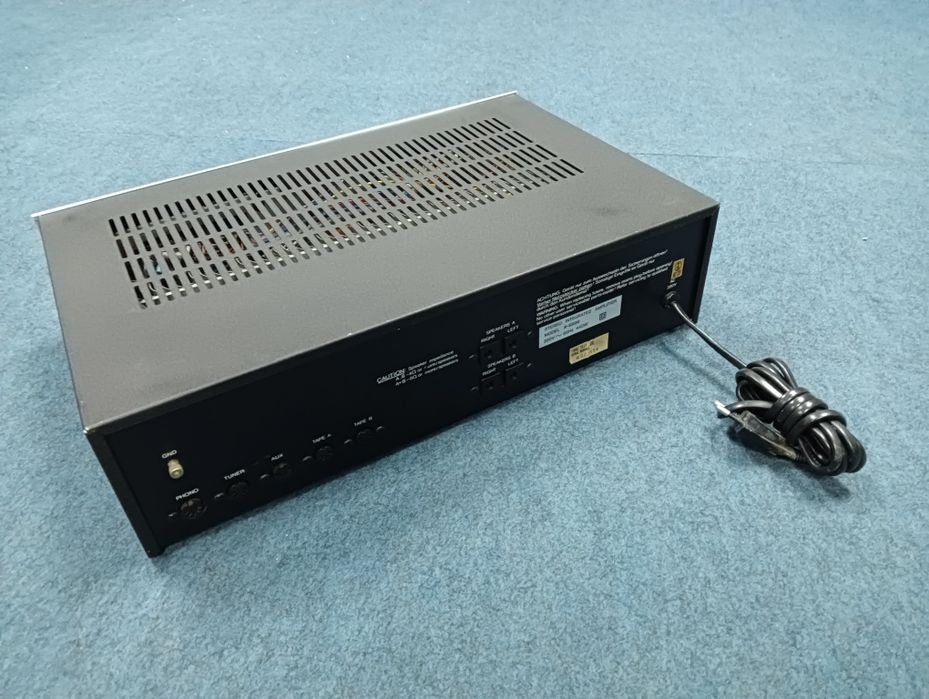 Amplificador ACIKO A-5500