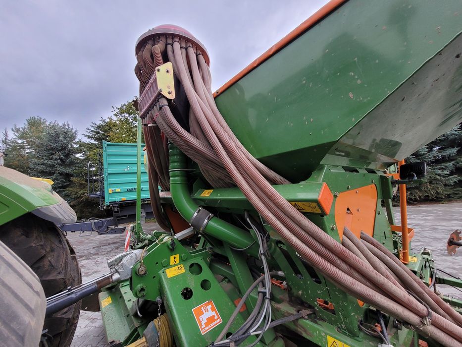 Siewnik Amazone Adp 403 Specjal brona aktywna Kg