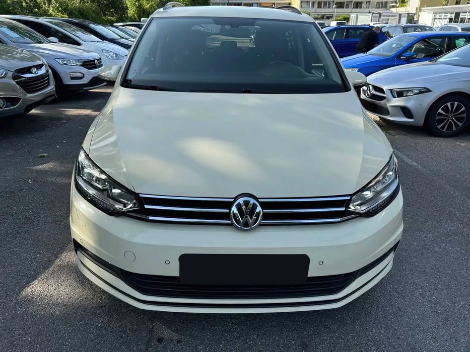 Volkswagen Touran      2018