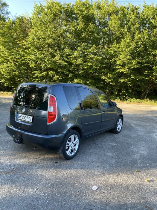 Skoda roomster.        .