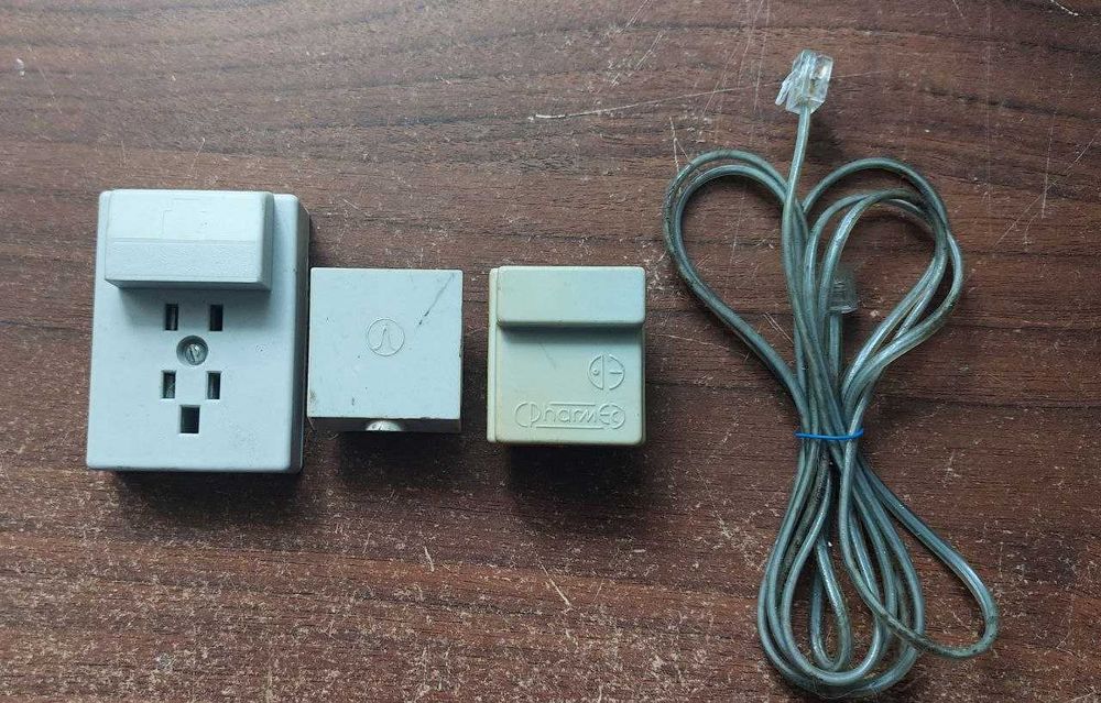 Комплект розетка rj 11, вилка до неї та перехідник на 2 виходи