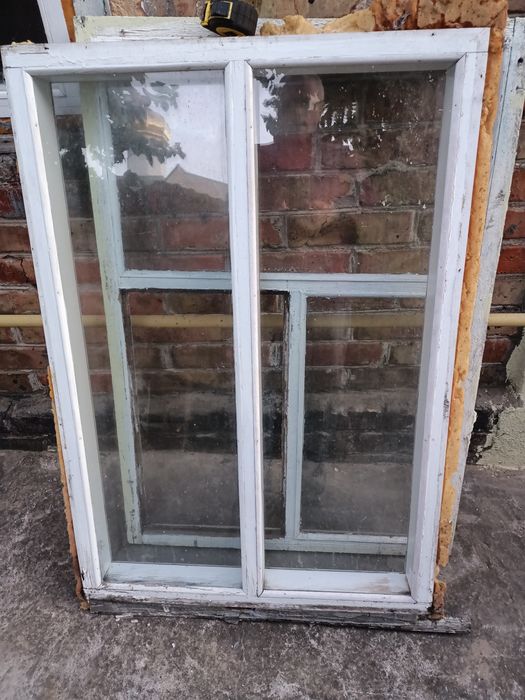 Продам  окно, дерево