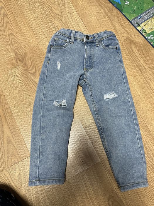 Одяг дитячий  98 розміру. Кофти, рубашки, джинси, костюми