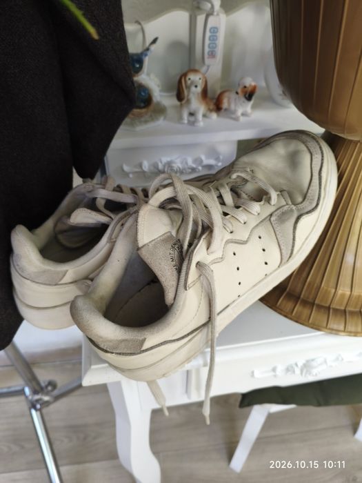 Шкіряні кросівки Adidas