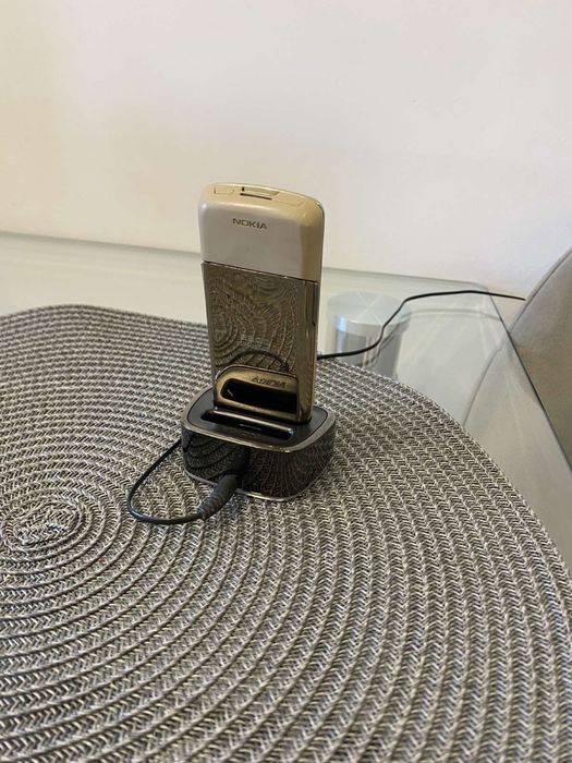 Nokia 8800  сіроко sirroco