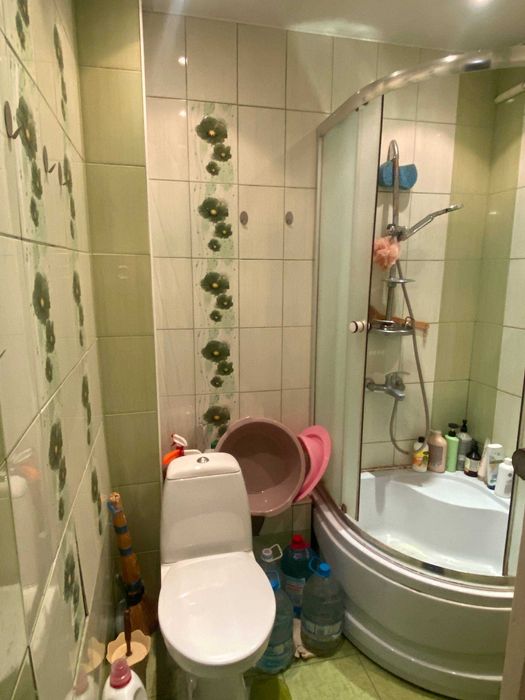 Продам теплую 2к на Косиора. Ул.Богдана Хмельницкого