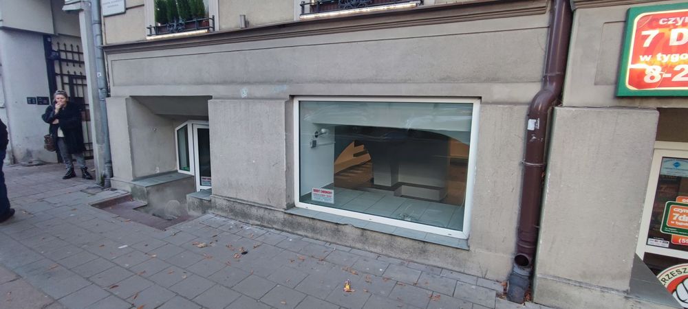 Wynajmę lokal użytkowo- handlowy w centrum miasta ulica Tuwima