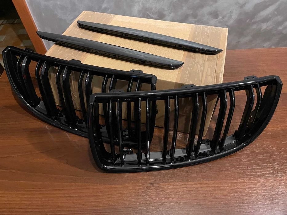BMW E90 E91 Grill nerki 05-08 M PAKIET m3 połysk
