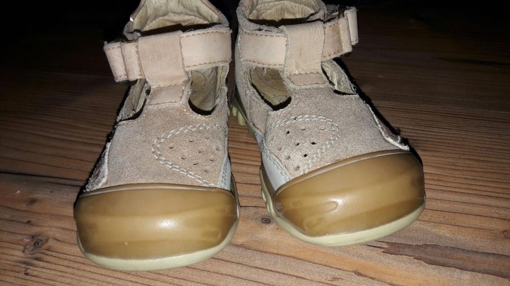 Buty Bartek, rozmiar 22.