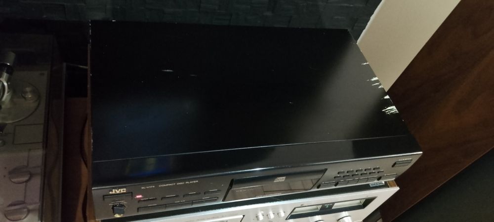 Odtwarzacz CD JVC XL-V174