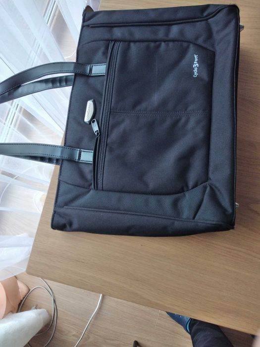 Super fajna NOWA elegancka torba na laptopa firmy LONGEERE