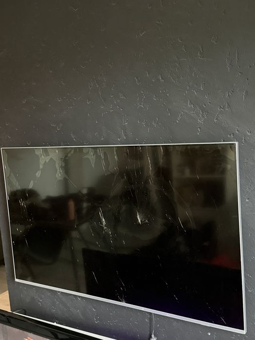 Telewizor Philps 65 cali * uszkodzona matryca *