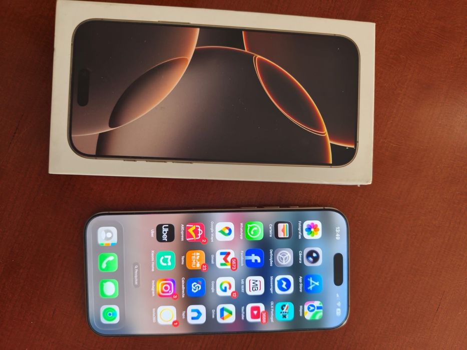 Iphone 16 pro max 256gb cor gold