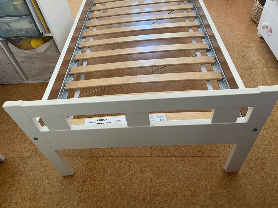 Cama de criança pequena 160x70cm com colchão