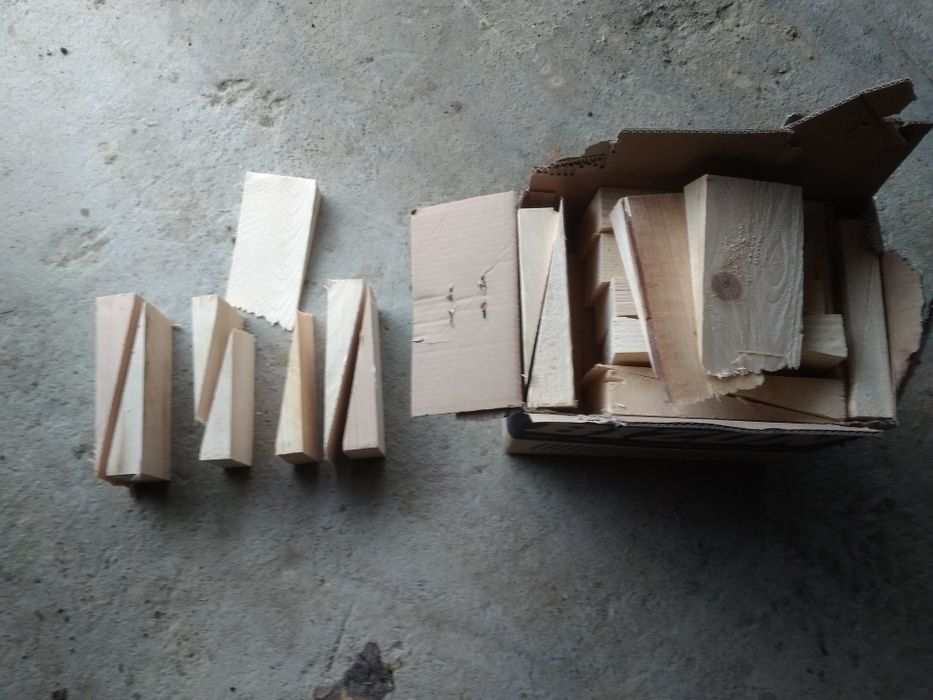 Kliny budowlane - cena za 10 szt