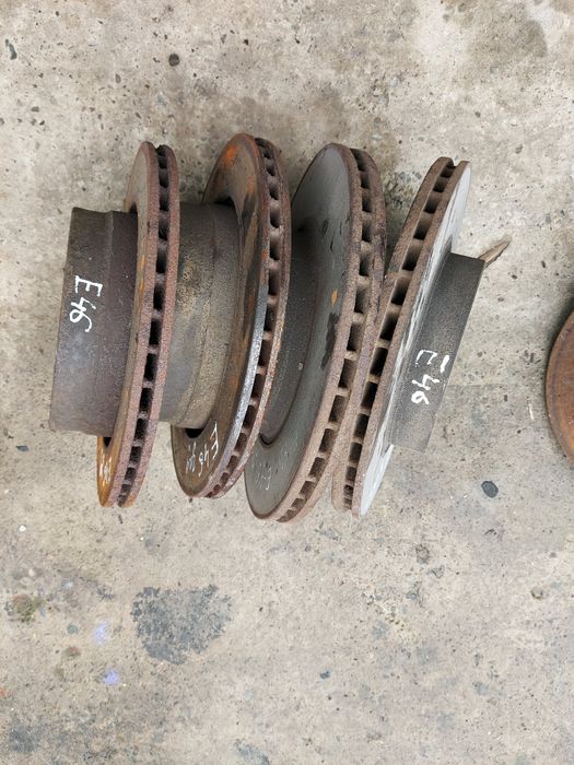 Тормозні диски BMW БМВ Е39 Е46 Е53 Е60 Е61 Е65 Е66 Е70 Е71 Е83 Е90 Е91