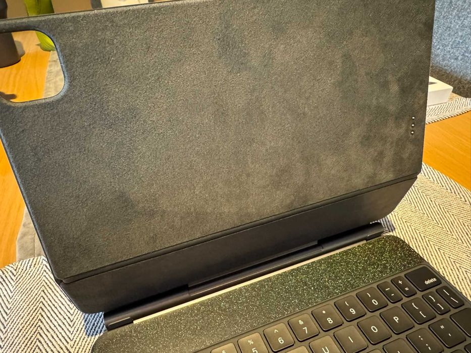 iPad Apple Magic Keyboard 11" A2261 MXQT2LB/A