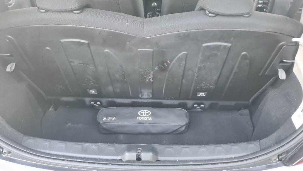 Toyota Aygo poucos km