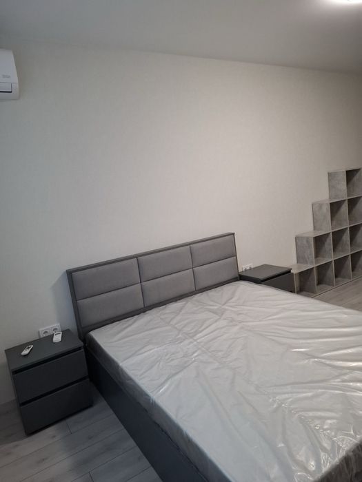 Нова квартира на браїлках жк Пелюстковий