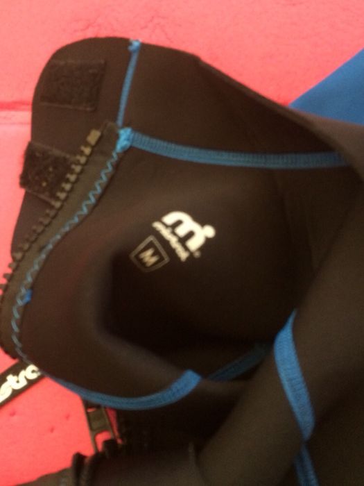 fato bodyboard M64286103999875122