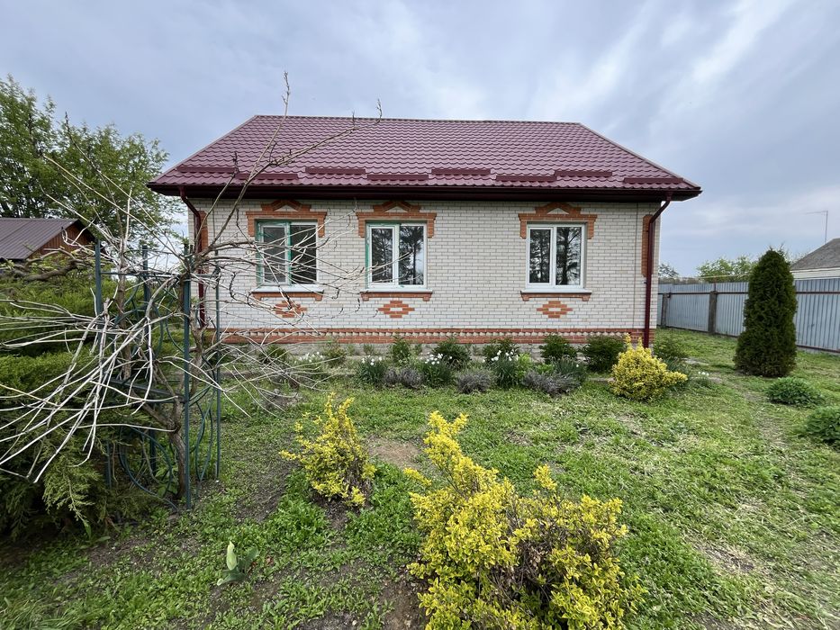 Продам гарний будинок