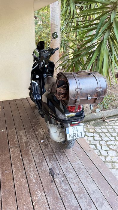 Vespa S 125 3V 2013 | 52.348 km | Personalizada | Excelente estado