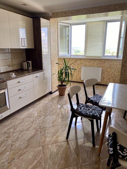 Квартира посуточно р-он Вишенка,новострой