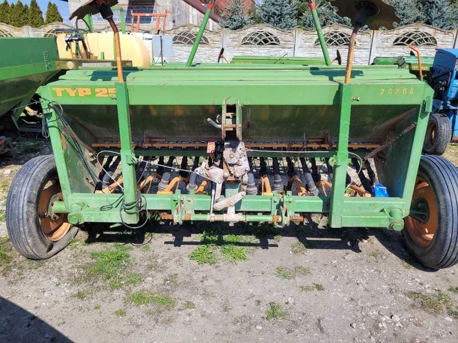 Siewnik do zboża AMAZONE D7 /25