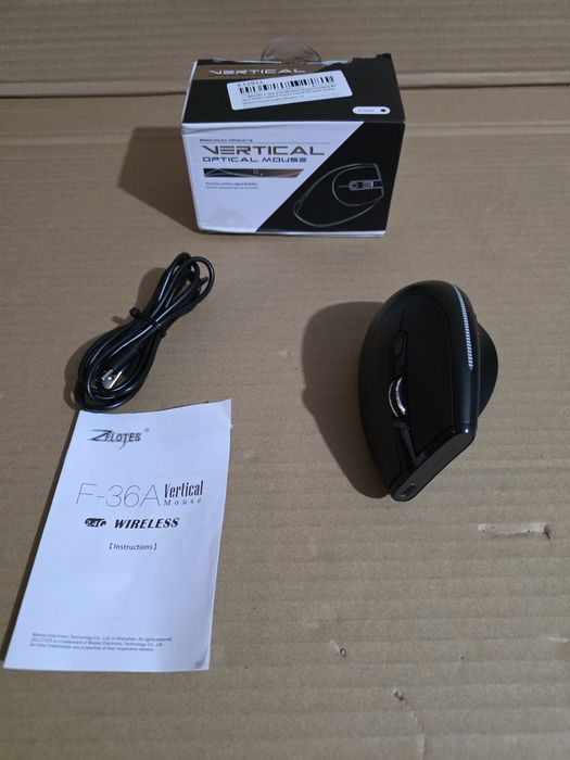 Mysz Bezprzewodowa gamingowa ergonomiczna pionowa z podświetlaniem