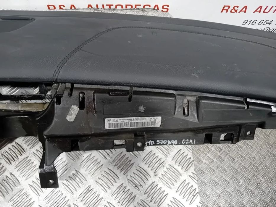 Tablier em Pele Mercedes CLS W219 Original