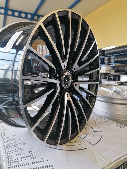 Felgi aluminiowe Mercedes E212 E213 S220 S211 S222 S223 19 cali Amg