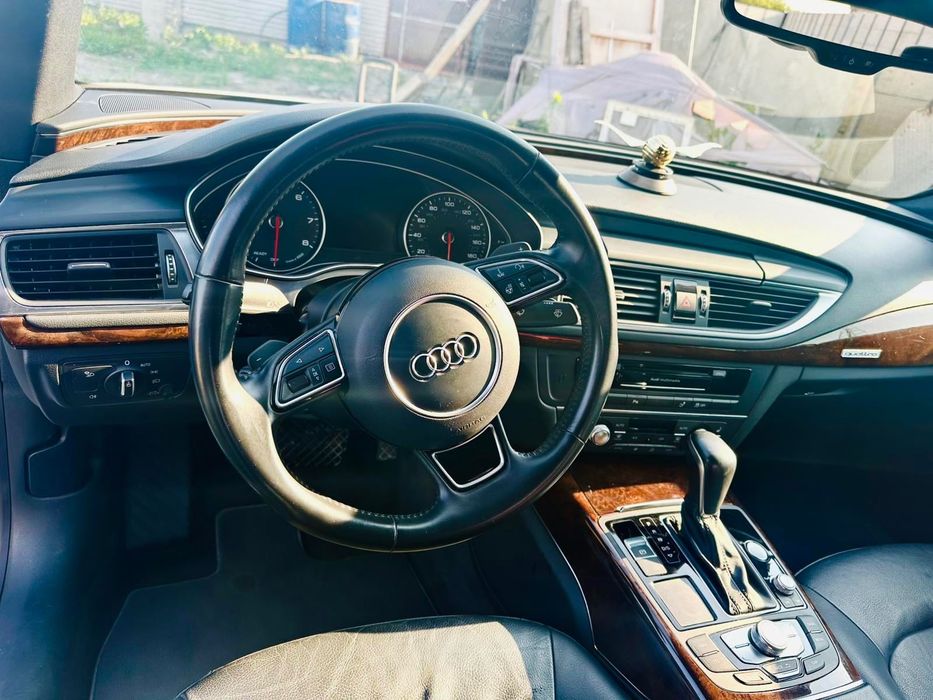 Audi A7 Sportback 2017 VIN WAUW2AFC1HN086863 фото оголошення 12 з 15
