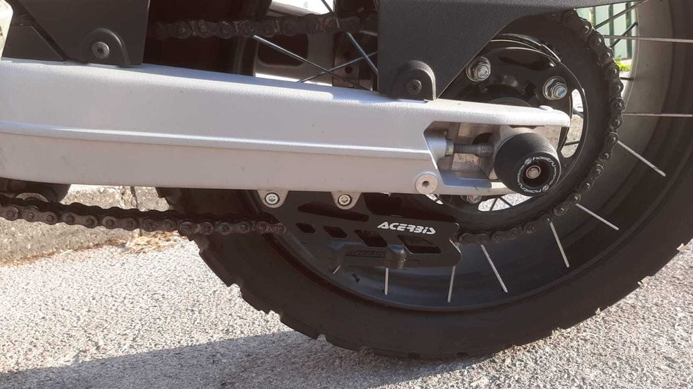 Aprilia Tuareg 660 Quickshift + Kit Malas GIVI