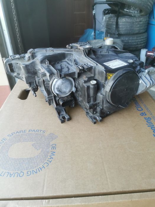 Lampy LEWA PRAWA  AUDI A5 8T bi-xenon nieskretny