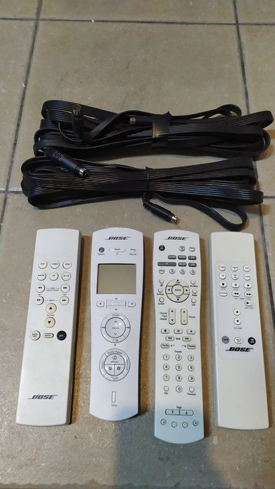 Sistema BOSE Amplificado Acoustimass 5 c/colunas Jewel Bose+Amplifica