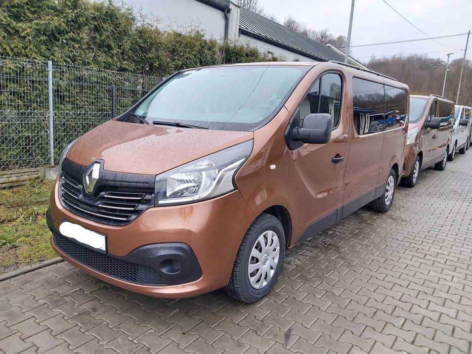 Wynajem busów 9 os. Renault Trafic long