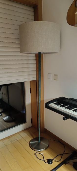 Baixa de preço-Candeeiro de pé alto